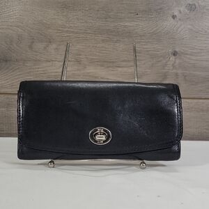 Women's Coach Black Leather Clutch Wallet